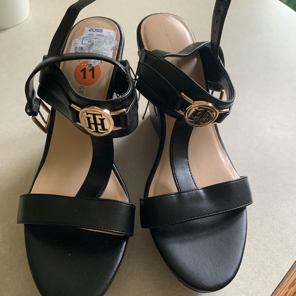 Tommy Hilfiger Black Women's Sandals